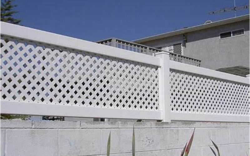 Lattice Extension Fence For Privacy: Enhancing Your Outdoor Space