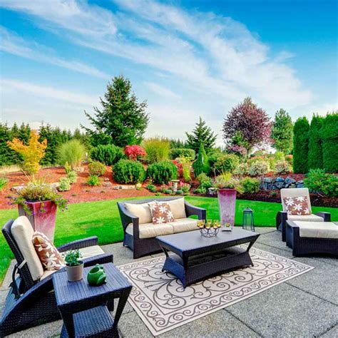 Lawn Care Providing Relaxing and Enjoyable Outdoor Space