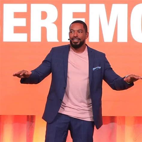Laz Alonso's Workout Routine Breakdown