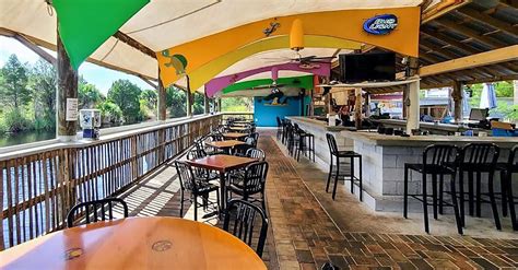 Lazy Lizard Hotel Dining