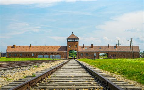 Learning About Auschwitz