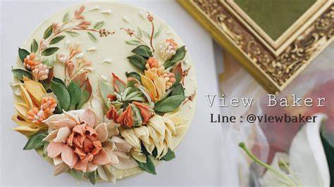 Learning the Art of Flower Cake Making