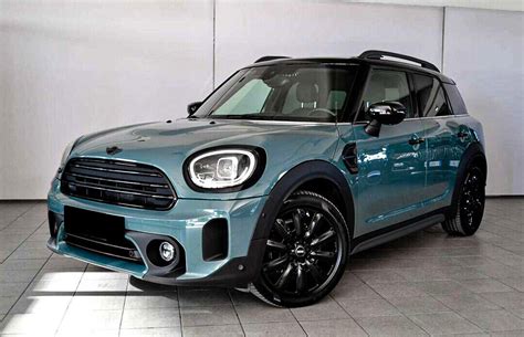 Leasing the Spacious Mini Cooper Countryman