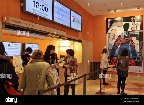 Leipzig Museum Ticket Counter