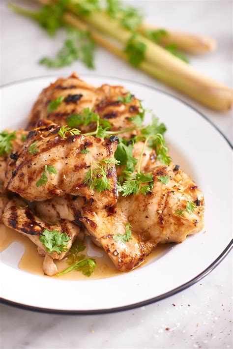 Juicy and Flavorful Lemongrass Chicken Recipe – A Thai Twist for your ...