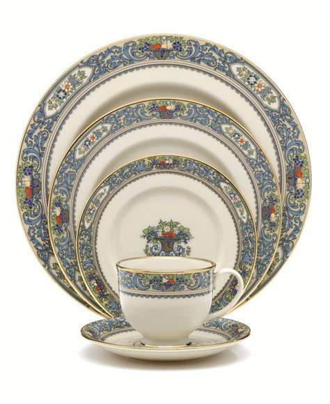 Lenox Autumn Pattern
