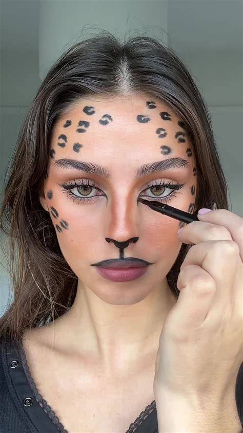 Leopard Dress Makeup