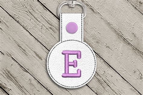 Letter E Ith Round Key Fob Applique Embroidery