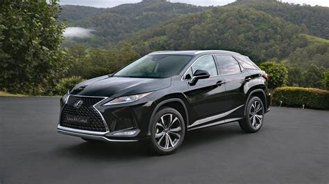 Discover the Unmatched Luxury and Performance of Lexus RX: The Ultimate Driving Experience!