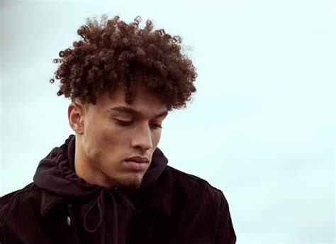 Light Skin Curly Haircuts For Men