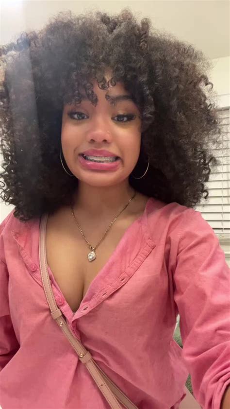 Light Skin With Curls Meme