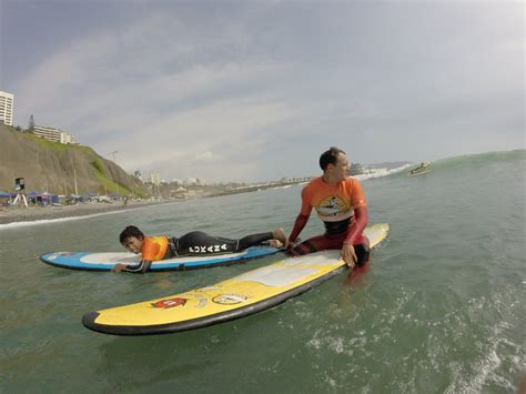 Top Lima Surf Lessons Review: Beginner to Pro with Gear