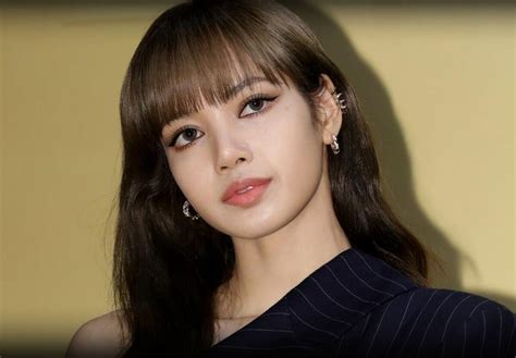 Lisa Blackpink Real Name