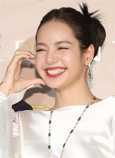Lisa Blackpink Without Bangs