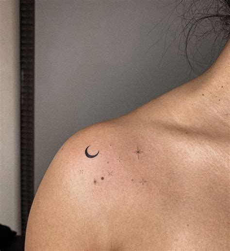 Little Shoulder Tattoos