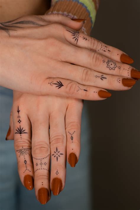 Little Tattoos For Girls On Hand
