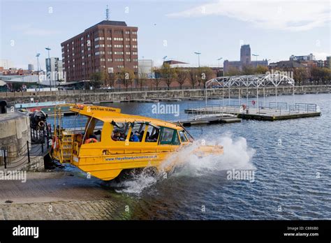 Liverpool Amphibious Tour: A Duck’s-Eye View Review
