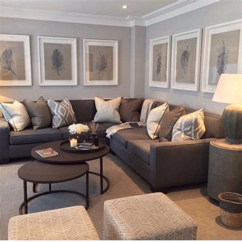 50 Shades of Gray: Elevate Your Living Room Decor with Chic and Trendy Gray Accents