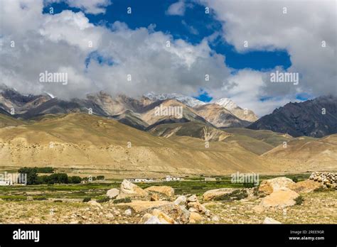 Lo+Manthang+landscape