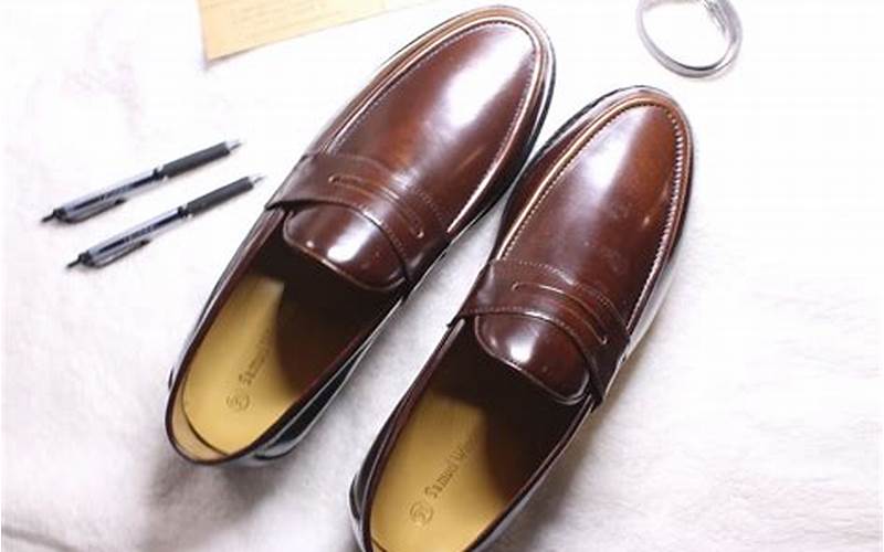 Loafers: The Versatile Choice