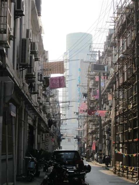 Local Life and Hidden Alleys