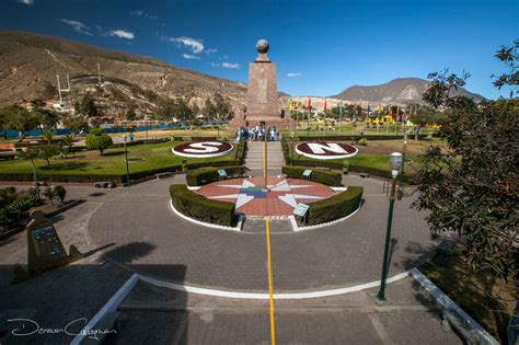 Local time in Quito equator