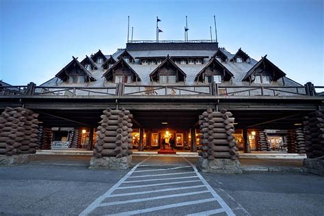 Lodging In Yellowstone National Park