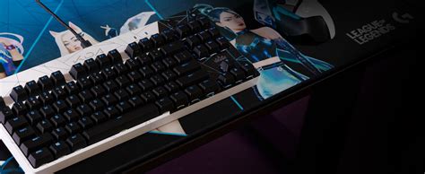 Logitech G Pro K/DA keyboard gaming