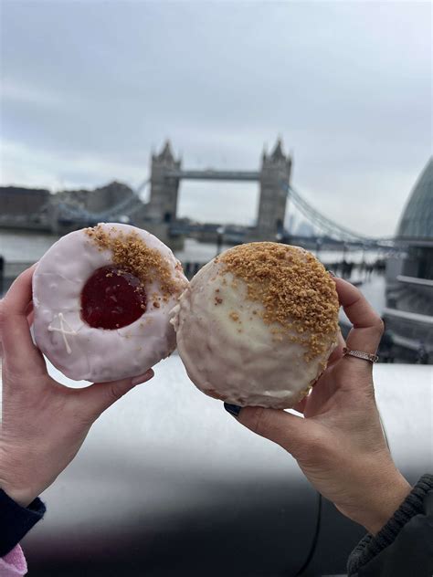 London Doughnut Tour: A Sweet Guided Walking Adventure Review