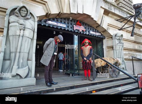 London Dungeon Entry