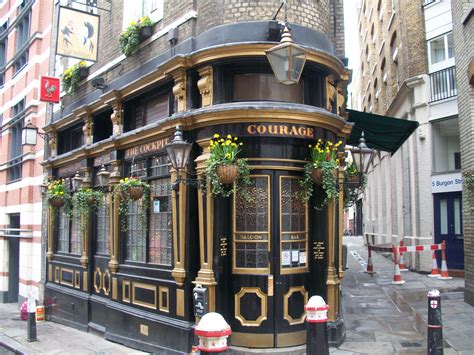 London Pub Entry