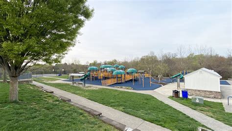 Experience Convenient Parking with Long Gate Park and Ride