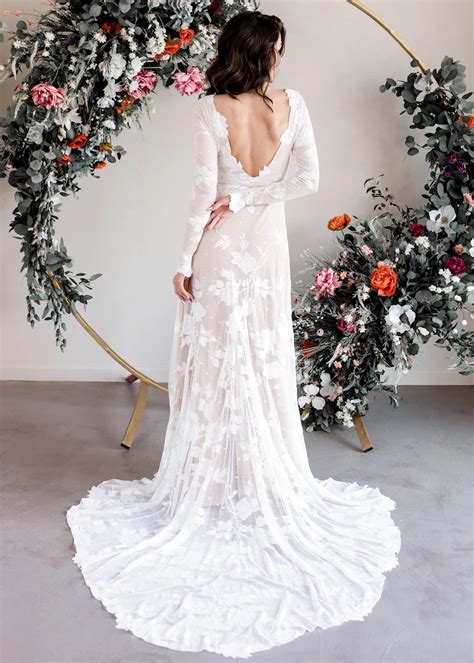 Stunning and Chic Long Sleeve Open Back Wedding Dresses for an Unforgettable Bridal Look