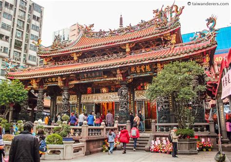 Longshan Temple