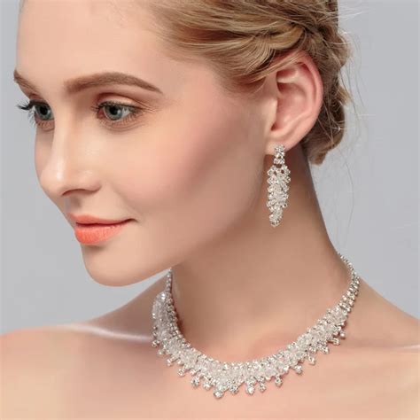 Look perfect with your Wedding Jewelry Set