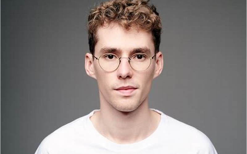 Lost Frequencies Music Producer