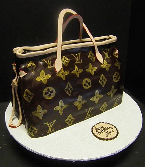 Pin Stencil Para Bolo Louis Vuitton Cake on Pinterest Louis vuitton