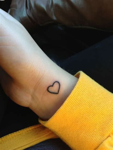 Heart Tattoos on Wrist 40+ Tiny Hearts on Wrists for Girls
