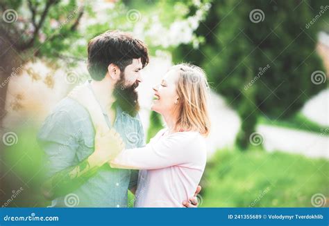 Lovers Feeling Images