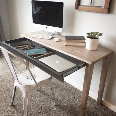 10 LowProfile Desks for Small Spaces 2021 Apartment Therapy