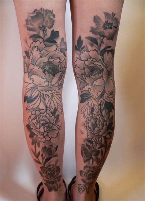 black ink amazing floral leg sleeve TattooMagz
