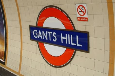 Breaking News: Lt Survives Near-Fatal Neck Stabbing – Twitter Ablaze with Shock and Outrage