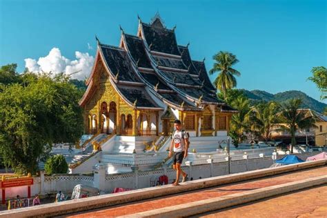 Luang Prabang Tour Guide