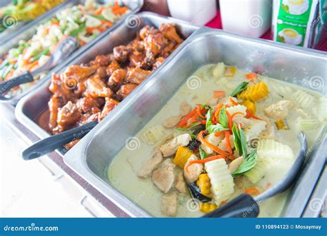 Lunch on Boat Buffet