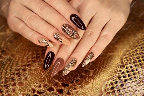Luxurious Multicolored Manicure Animal Design
