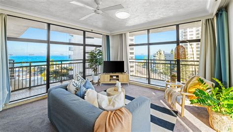 Luxurious Rooms at Beachcomber Resort Surfers Paradise