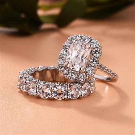 Luxury Wedding Rings FAQs