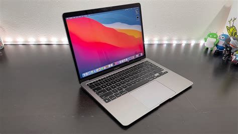 MacBook