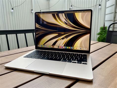 MacBook Air M2 design