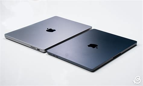 MacBook Air vs. MacBook Pro design